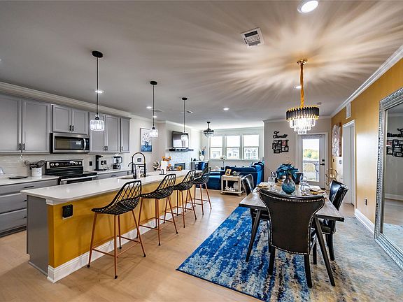 3rd image of 651 N Watters Rd APT 8201