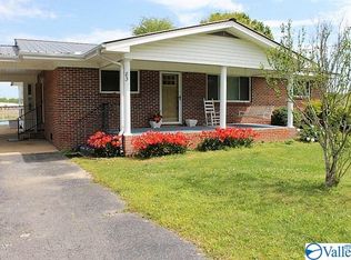 83 Vaughn Dr, Rainsville, AL 35986