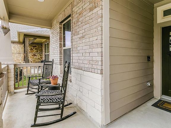 3rd image of 24526 Royal Pike Dr