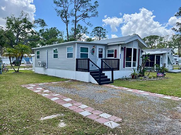 2nd image of 1300 N River Rd #C186