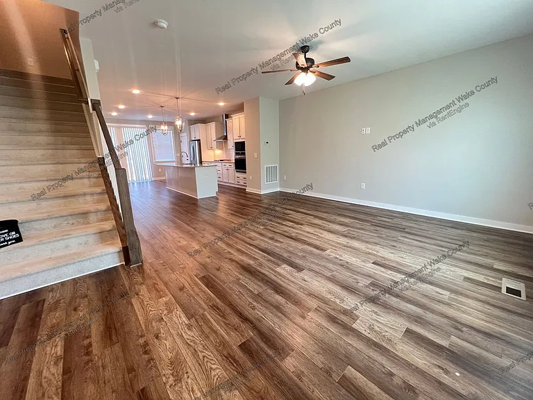 445 Rally Point Pl — Photo 7