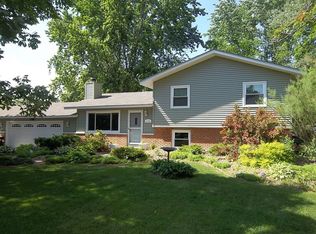 8000 117th Ave N, Champlin, MN 55316