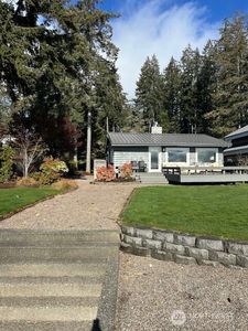 960 E Treasure Island Drive, Allyn, WA, 98524