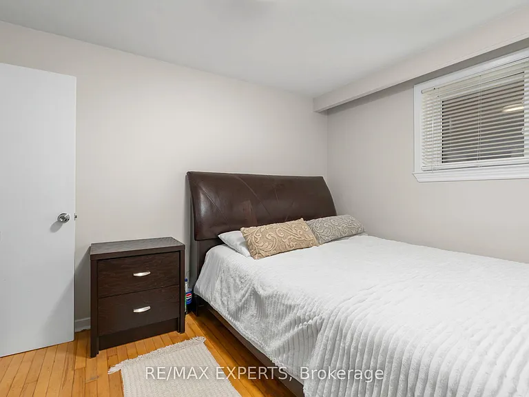 423A Valermo Dr #BASEMENT — Photo 19
