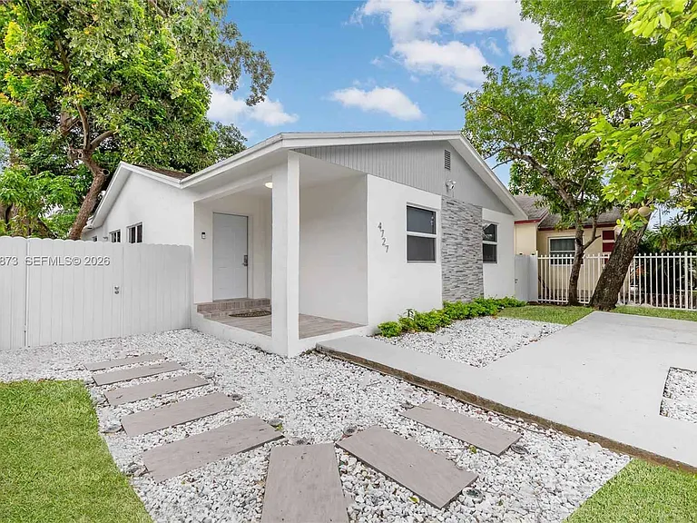 4727 NW 5th Ave — Photo 22