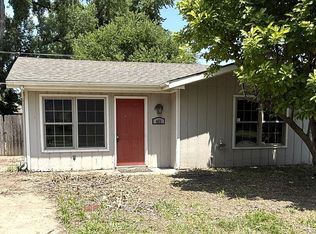 451 Perry St, Lawrence, KS 66044