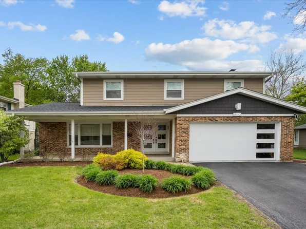 1650 Dartmouth Ln, Deerfield, IL 60015