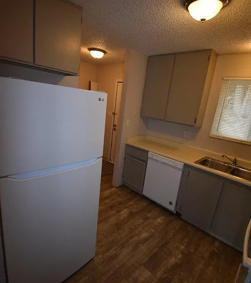 4701 W Dakota Ave #A — Photo 11