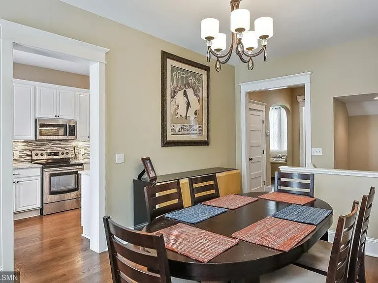 890 Goodrich Ave — Photo 9