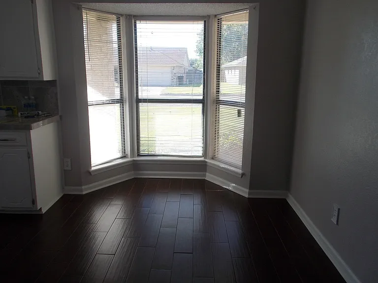 1334 Lawyers Ln — Photo 6