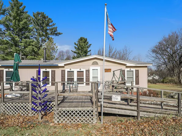 17132 6th St, Wellston, MI 49689