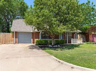 4013 SW Sunflower Ln, Lawton, OK 73505