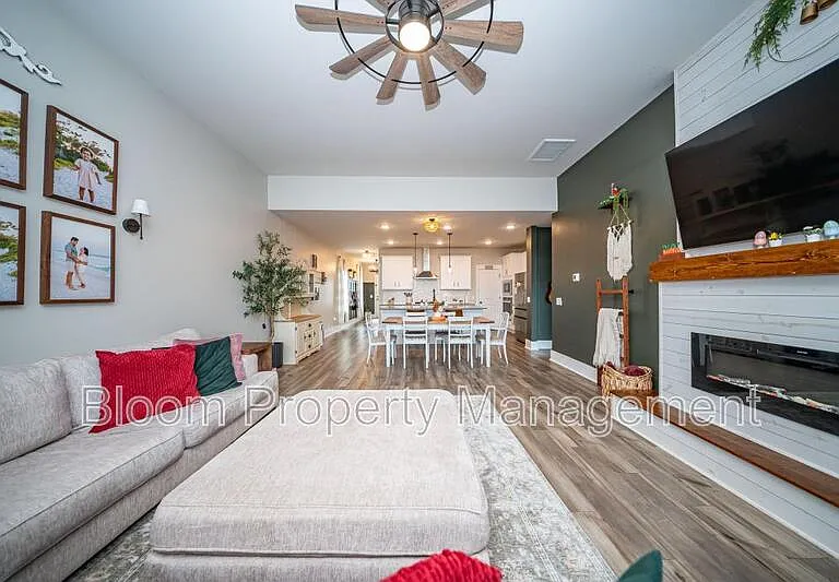 5008 Cedar Brush Ct — Photo 19