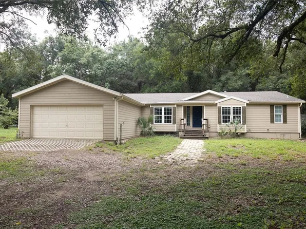3602 W State Road 44, Grand Island, FL 32735