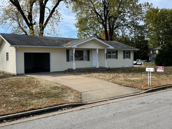 2942 W 14th St, Joplin, MO 64801