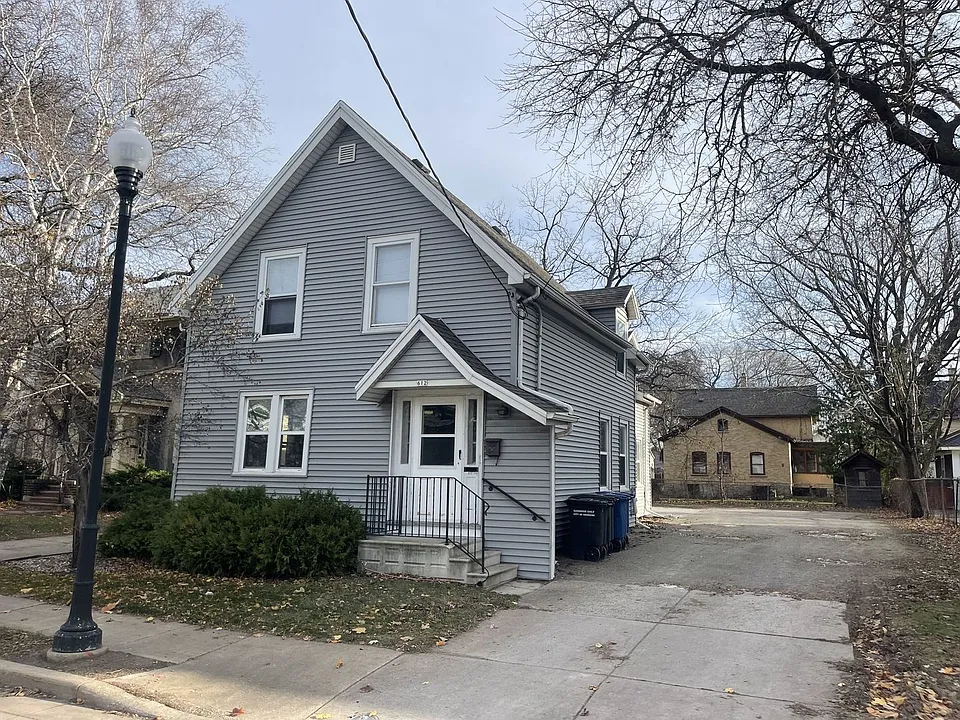 612 Jackson