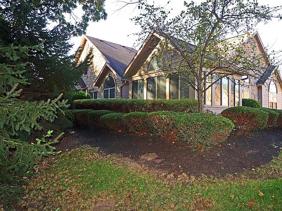 5th image of 8750 Linksway Dr
