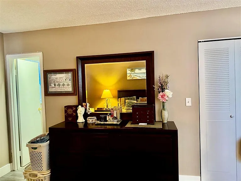 1800 SW 81st Ave #1307 — Photo 24