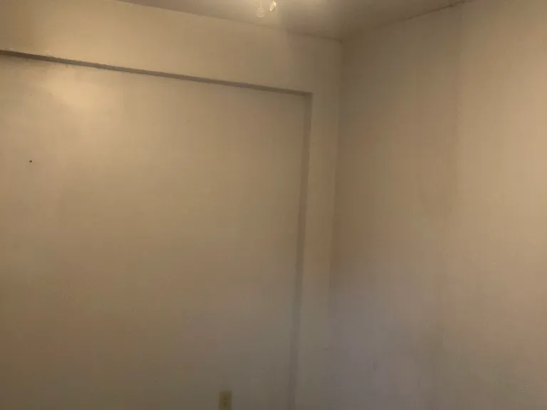 12880 NE Miami Ct — Photo 5