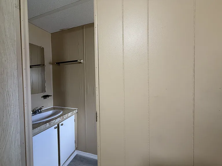 14610 Coral Dr — Photo 29