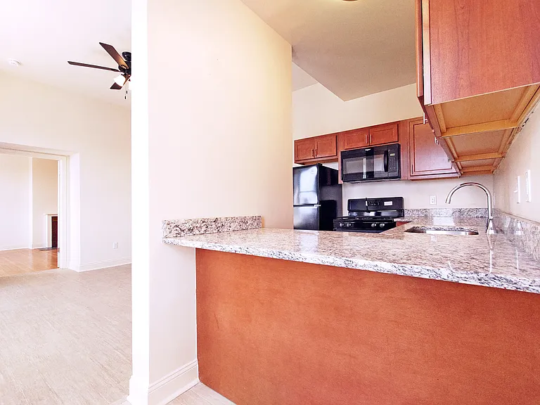 1812 Eutaw Pl #410-1812-410 — Photo 4