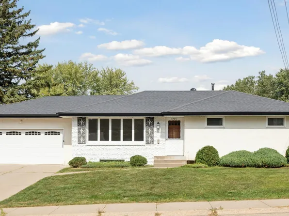 1401 44th Ave NE, Columbia Heights, MN 55421