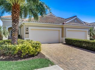 1313 Calle Grand St, Bradenton, FL 34209