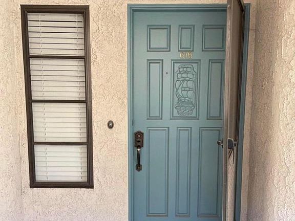 2nd image of 615 Island View Cir