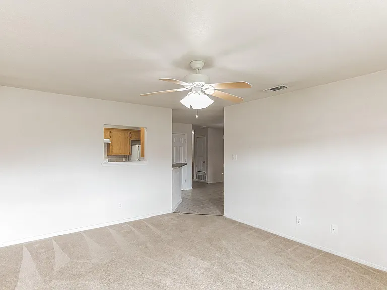 319 Cedar Ridge Dr #A — Photo 5