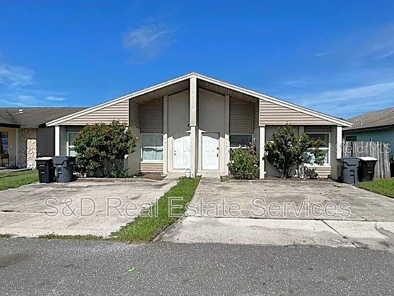 1019 Buccaneer Dr — Photo 1