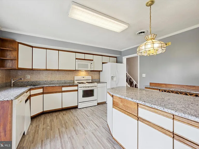 1443 Valley Forge Rd — Photo 37