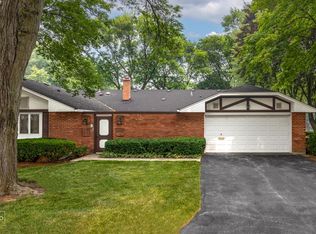 2 Oxford St, Rolling Meadows, IL 60008