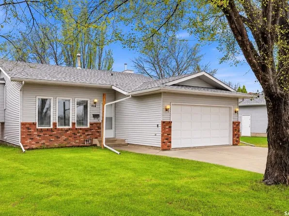 314 Waterbury ROAD E, Saskatoon, SK S7J 4T9