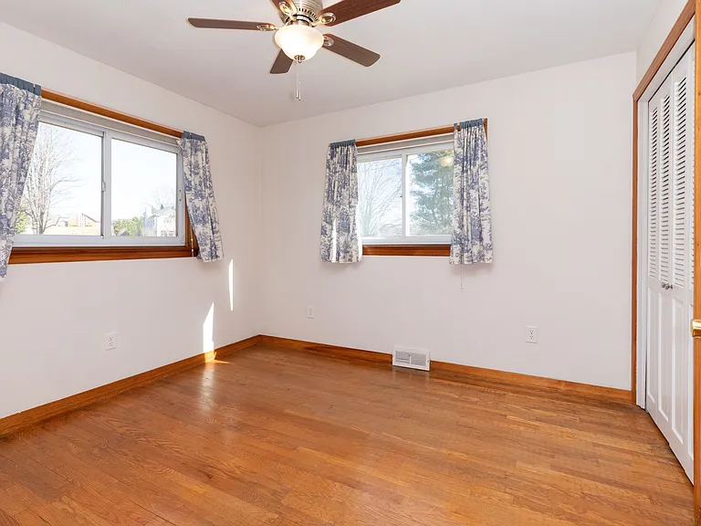 938 Ratcliff Cove Rd — Photo 9