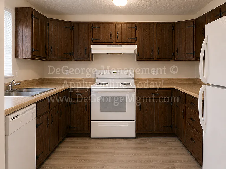 411 Madison St — Photo 13