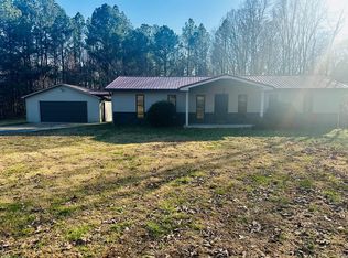 2447 Old McKenzie Hwy, Henry, TN 38231