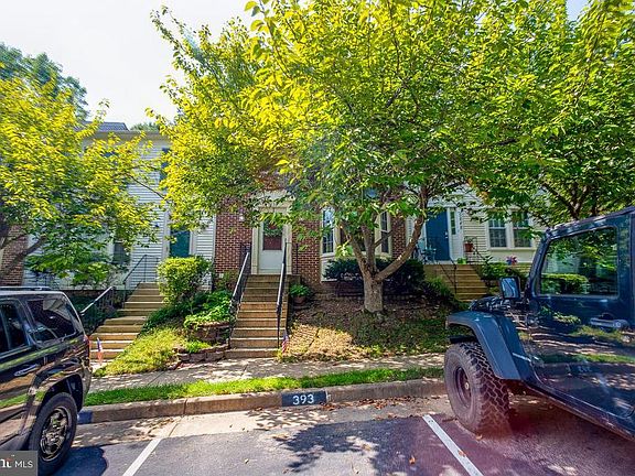 4th image of 5850 Westwater Ct