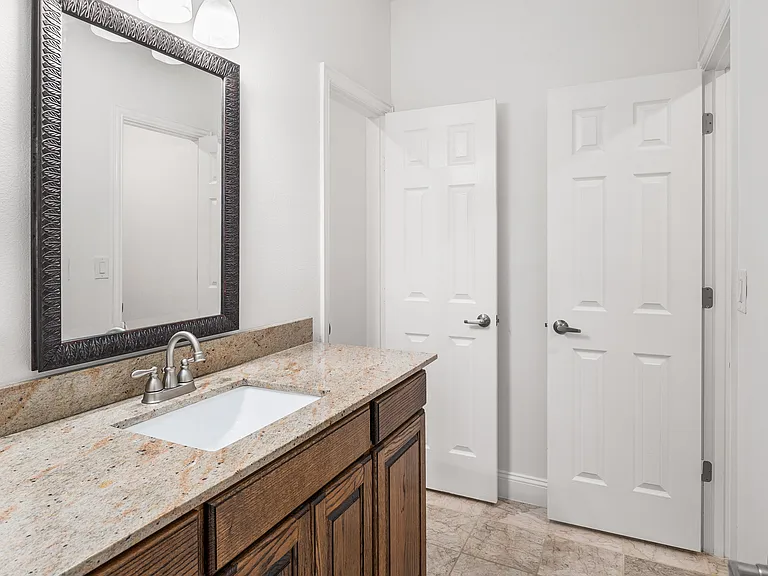 739 Snowden Dr — Photo 11