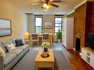 428 W 46th St APT 2B, New York, NY, 10036