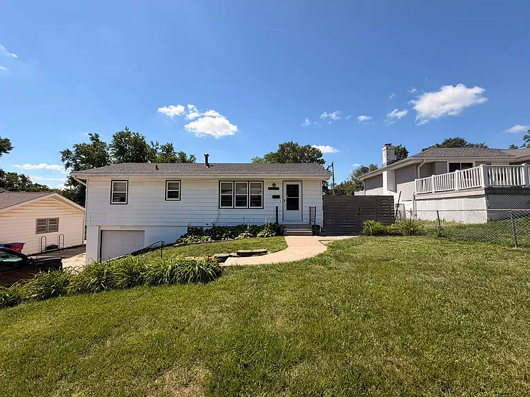 513 Bonnie Ave — Photo 1