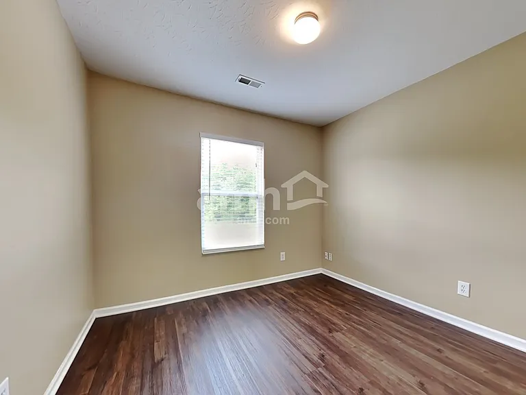 3036 Abby Way — Photo 10