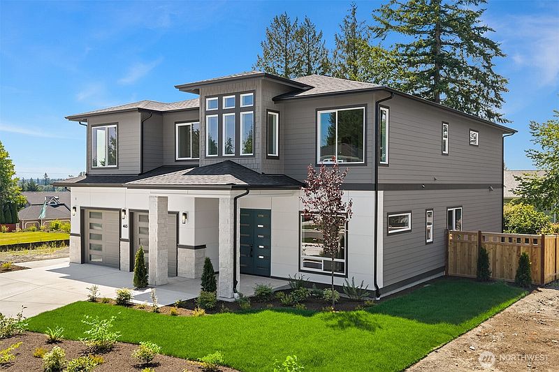 2nd image of 465 Orcas Ave NE