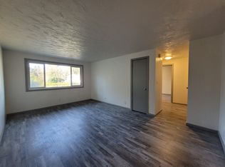 601 Coburg Rd #8, Eugene, OR 97401