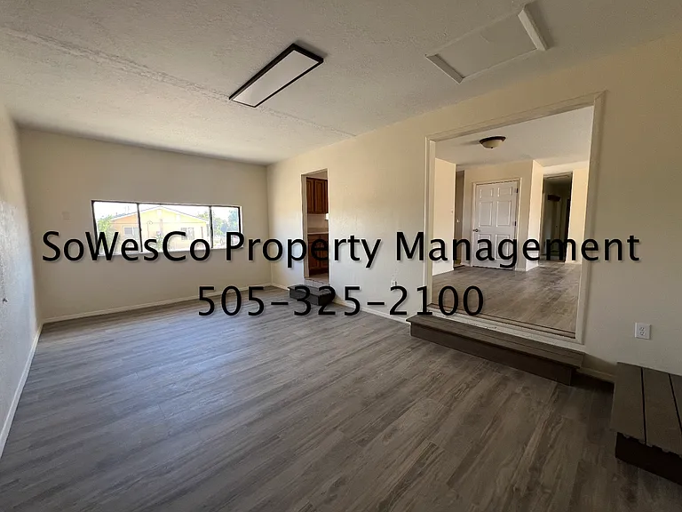 2408 Hutton Ave — Photo 3