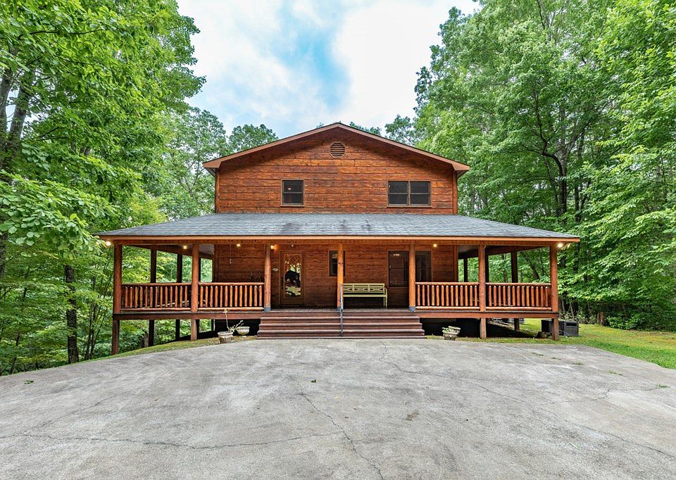 2nd image of 3082 Weaver Creek Rd