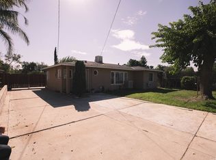 7507 Tamarind Ave, Fontana, CA 92336