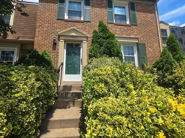 4453 Edan Mae Ct — Photo 2