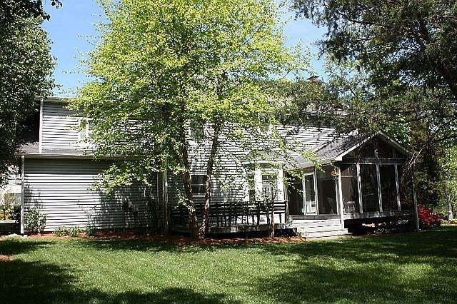 2nd image of 6317 Lakebend Ct
