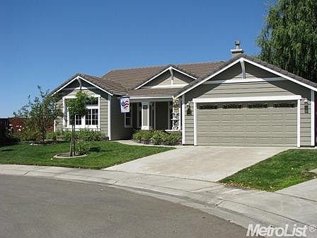 1st image of 46 Bluefeather Ct