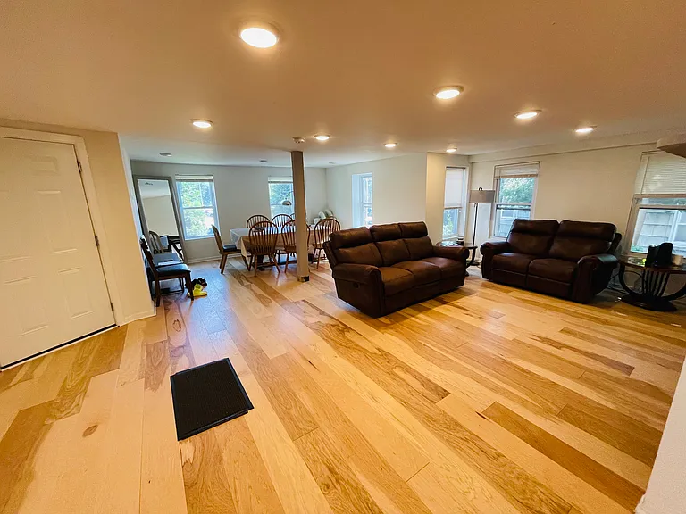 125 Oak St #A — Photo 1